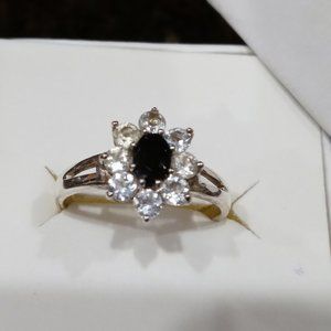 4.5 carat NWOT Blue & White Sapphire Flower Ring